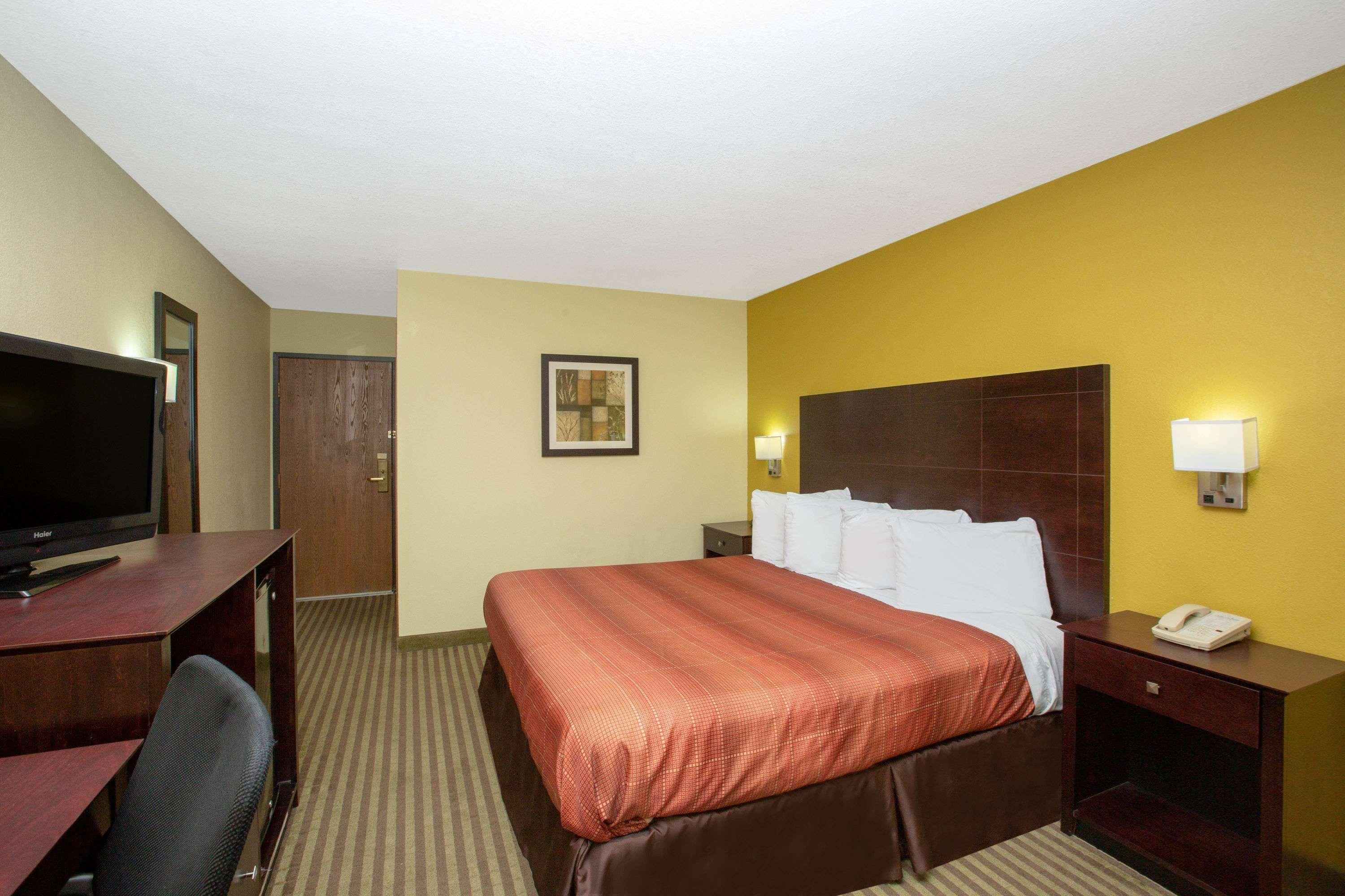 Americinn By Wyndham Council Bluffs Exterior foto